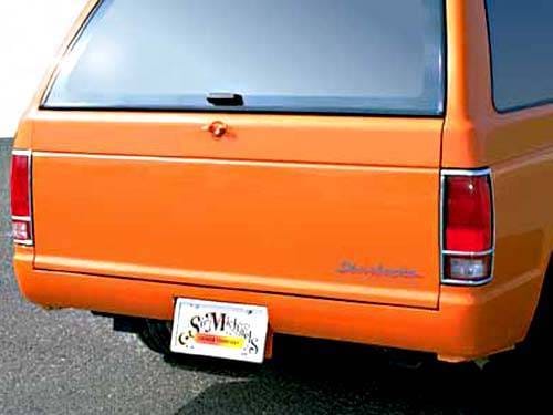 Rollpan with License Plate - Bolt On - 2888201