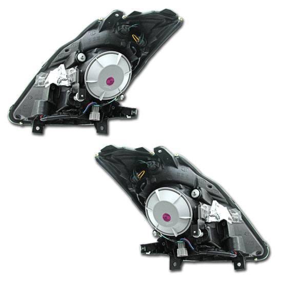 Nissan  Headlights thumbnail 2