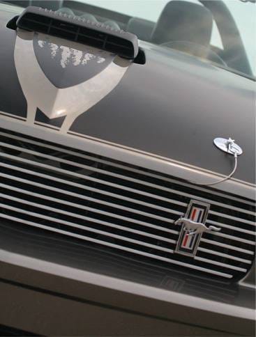 Ford Mustang CDC Tri-Bar Grille Emblem - 0511-3000-01