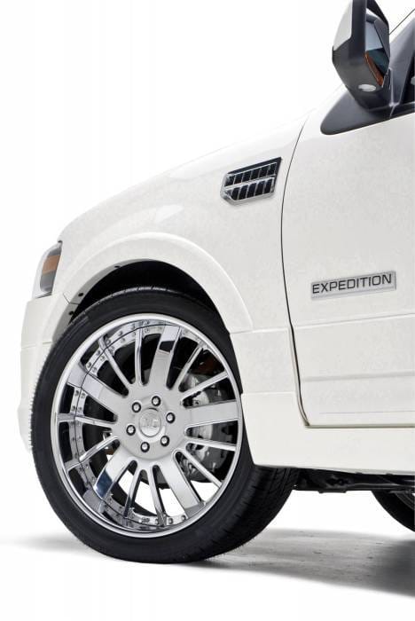 Ford Expedition 3dCarbon Fender Vents - Chrome Plated - Pair - 691542 thumbnail 2