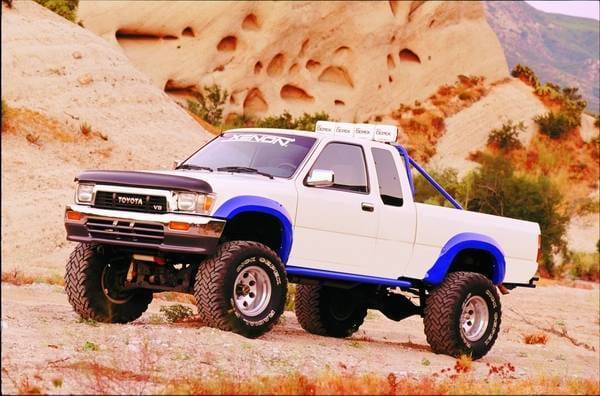 Toyota Tacoma Xenon Fender Flare Kit - 8470
