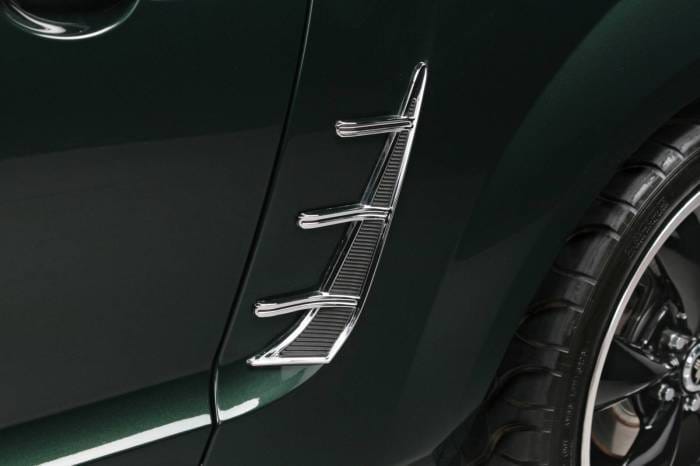 Ford Mustang Retro USA Quarter Molding Set - MT1QM-A