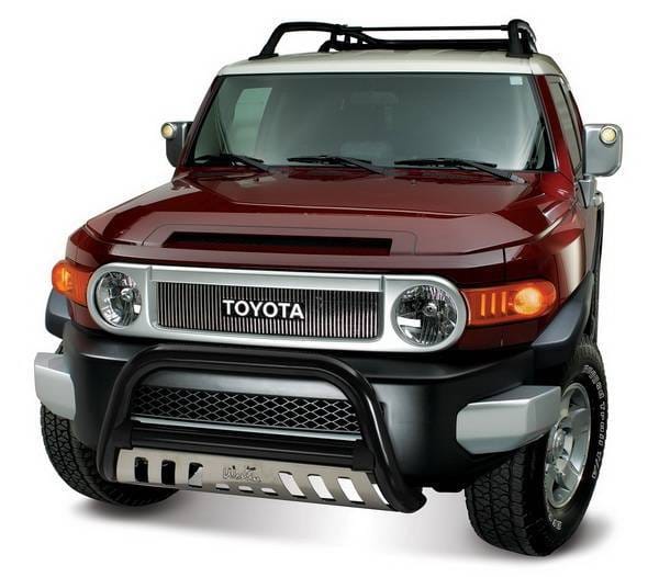 Toyota FJ Cruiser Westin Ultimate Bull Bar - 32-2215