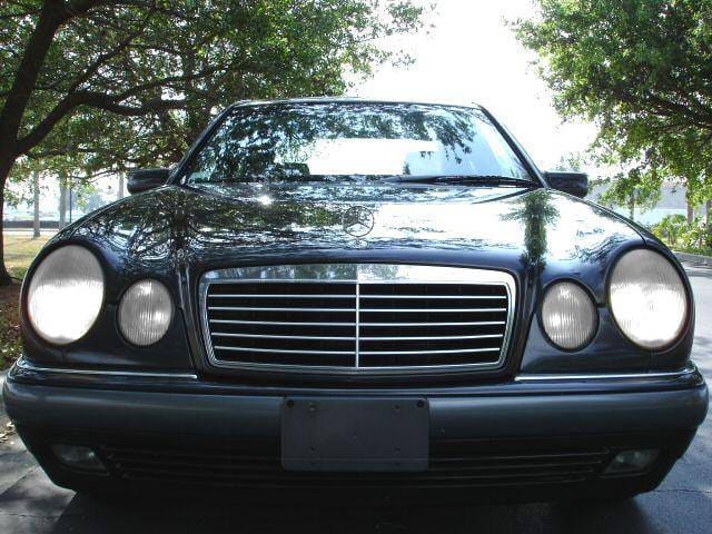 Chrome Grille thumbnail 2