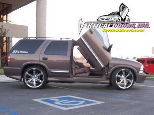 Chevrolet Blazer VDI Vertical Lambo Door Hinge Kit - Direct Bolt On - VDCCHEVYBL9504