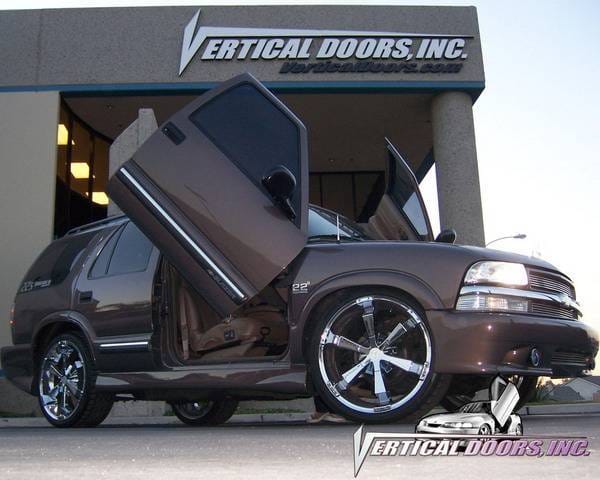 Chevrolet S10 VDI Vertical Lambo Door Hinge Kit - Direct Bolt On - VDCCHEVYS109404