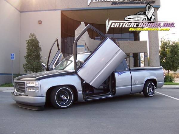 Chevrolet C1500 Pickup Vertical Doors Inc Vertical Lambo Door Kit - VDCCHEVY/GMC8898