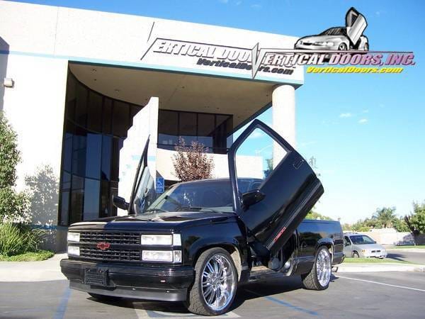 Chevrolet Silverado Vertical Doors Inc Vertical Lambo Door Kit - VDCCHEVY/GMC9906 thumbnail 3