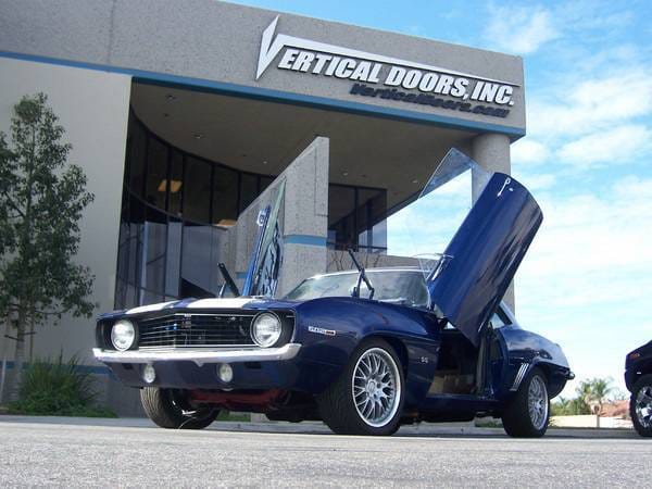 Chevrolet Camaro Vertical Doors Inc Vertical Lambo Door Kit - VDCCHEVYCAM6970
