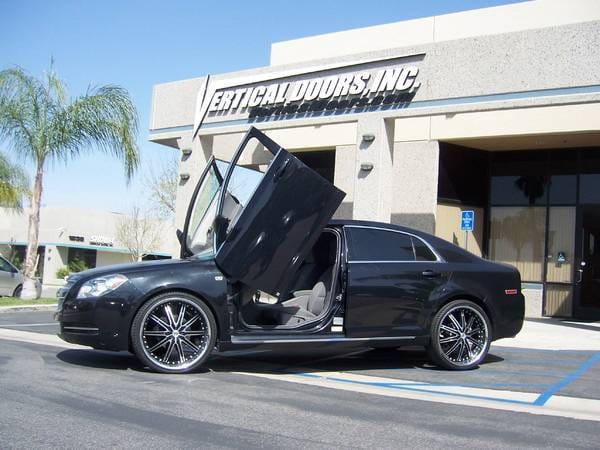 Chevrolet Malibu Vertical Doors Inc Vertical Lambo Door Kit - VDCCHEVYMALIBU0810