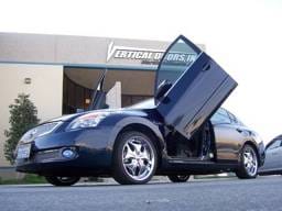 Nissan Altima Vertical Doors Inc Vertical Lambo Door Kit - VDCNA0710