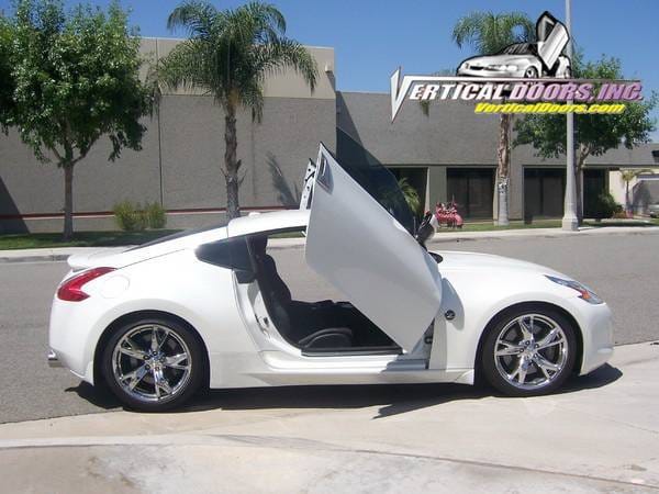 Nissan Sentra Vertical Doors Inc Vertical Lambo Door Kit - VDCNS0006