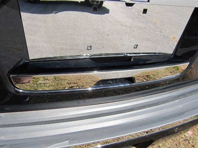 GMC YUKON 4dr QAA Stainless 1pcs Tailgate Handle Accent TGH55195 thumbnail 5