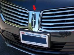 LINCOLN MKC 4dr QAA Stainless 1pcs Grille Accent SG55640