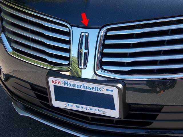 LINCOLN MKC 4dr QAA Stainless 1pcs Grille Accent SG55640
