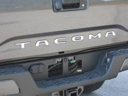 TOYOTA TACOMA 2/4dr QAA Stainless 6pcs Graphic/Logo/emblem SGR16175