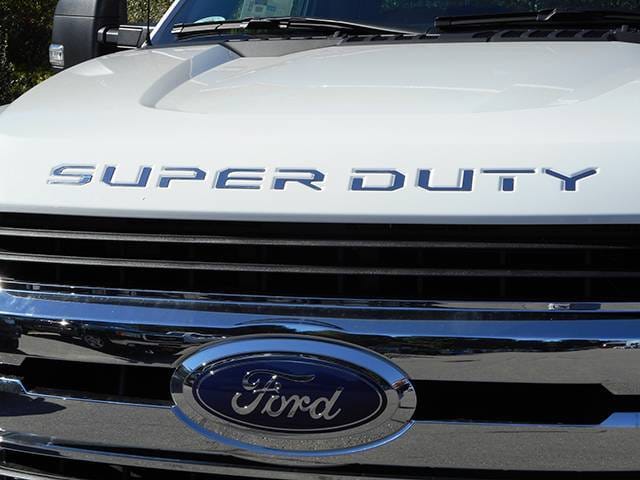 F-250/F-350 SUPER DUTY 2dr QAA  10pcs Graphic/Logo/emblem SGR57321