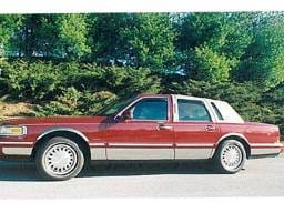LINCOLN TOWN CAR 4dr QAA Stainless 12pcs Rocker Panel Trim TH35681