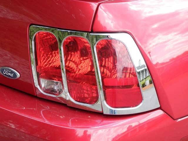FORD MUSTANG 2dr QAA Chrome ABS plastic 2pcs Tail Light Bezels TL39351