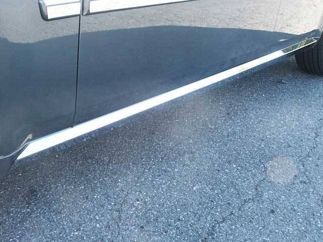 DODGE MAGNUM 4dr QAA Stainless 4pcs Rocker Panel Trim TH45920