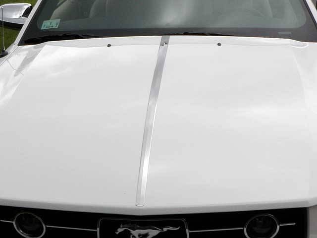 FORD MUSTANG 2dr QAA Stainless 1pcs Hood Trim HT45351