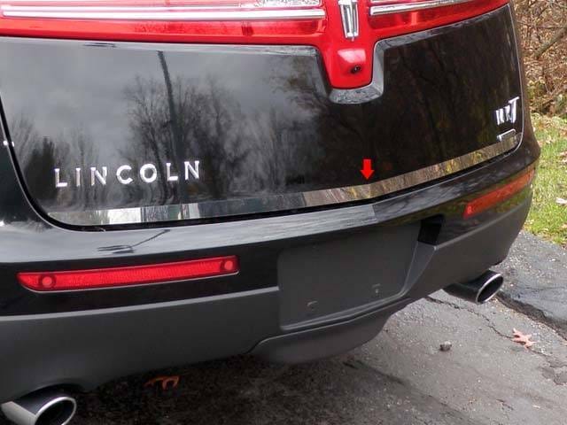 LINCOLN MKT 4dr QAA Stainless 1pcs Rear Deck Accent RD50670 thumbnail 4