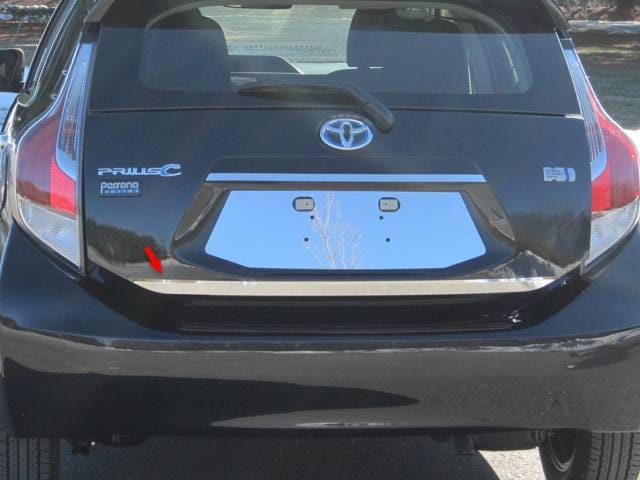 TOYOTA PRIUS C 4dr QAA Stainless 1pcs Rear Deck Accent RD12705