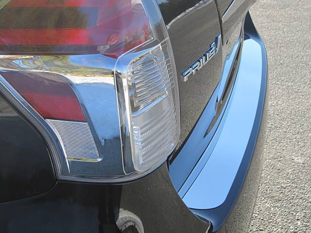 TOYOTA PRIUS V 4dr QAA Stainless 1pcs Rear Bumper Accent RB12700