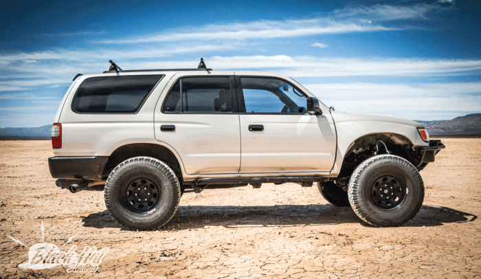 Toyota 4-Runner 4.5" Flare 3" Rise Adv Fiber Body Kit- Fenders AFC 83 thumbnail 5