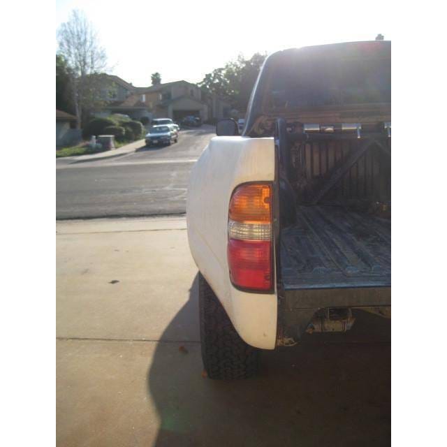 Toyota Tacoma 7" Flare 3" Rise Adv Fiber Body Kit- Bedside Fenders AFC 141 thumbnail 5