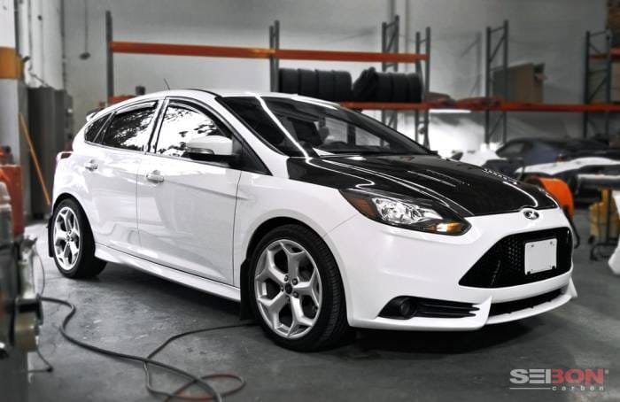 Ford Focus RS-Style Seibon Carbon Fiber Body Kit- Hood!!! HD1213FDFO-RS thumbnail 4