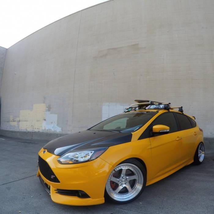 Ford Focus OE-Style Seibon Carbon Fiber Body Kit- Hood!!! HD1213FDFO-OE thumbnail 4