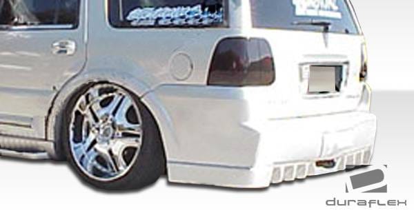 Lincoln Navigator Duraflex VIP Rear Bumper Cover - 1 Piece - 103986 thumbnail 2