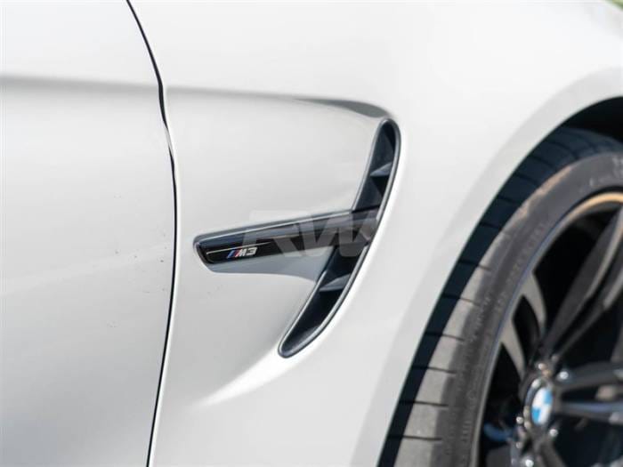 BMW F80 F82 F83 M3 M4 Gloss Black Fender Trim bmwf8x005 thumbnail 4