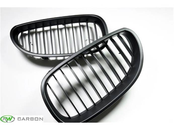 BMW E60 E61 Matte Black Kidney Grilles bmwe60026