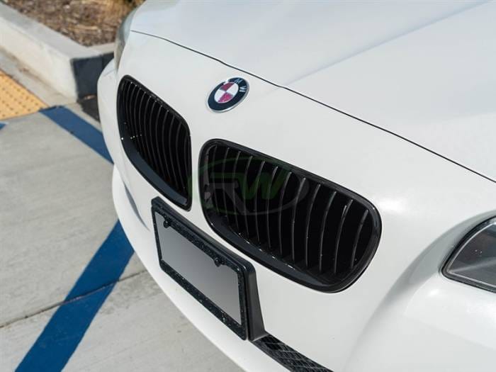 BMW F10 Gloss Black Kidney Grilles bmwf10027 thumbnail 3
