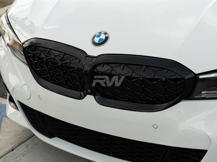 BMW G20 330i M340i Gloss Black Diamond Front Grilles bmwg20006 thumbnail 2