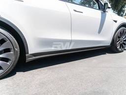 Tesla Model Y DTM CF Side Skirt Extensions tesla033