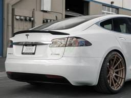 Tesla Model S Revo Style CF Trunk Spoiler Tesla04